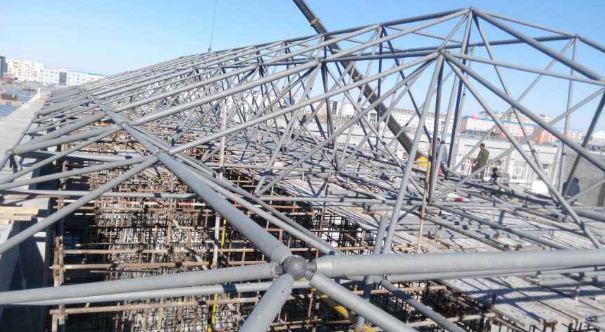 湖北细数网架装配中抉择应用钢结构对室第的优势
